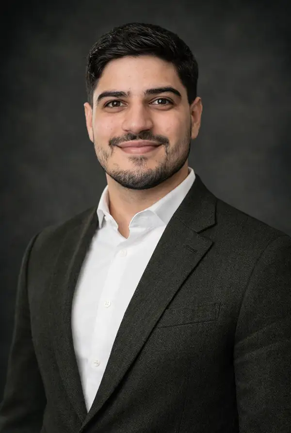 Rikardo Shestani von Shining Services München